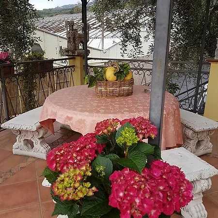 Al Nido Degli Aironi Farm stay *