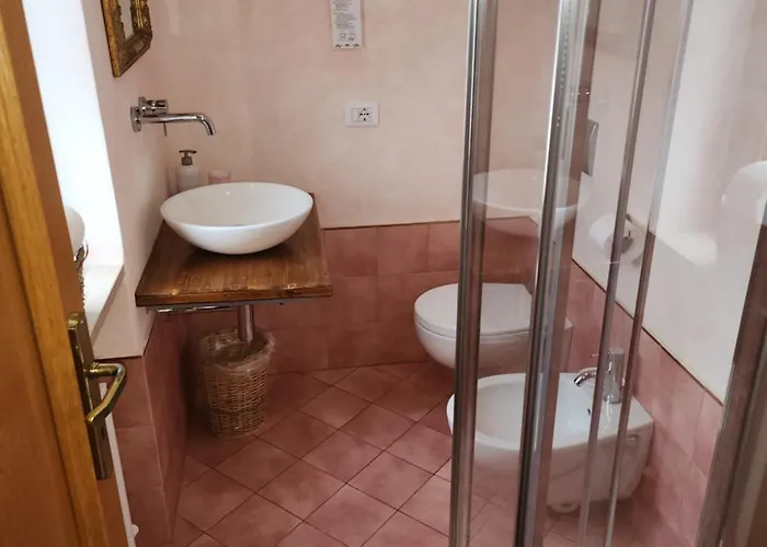 安格里图斯默阿尔尼德登格里农庄酒店 *